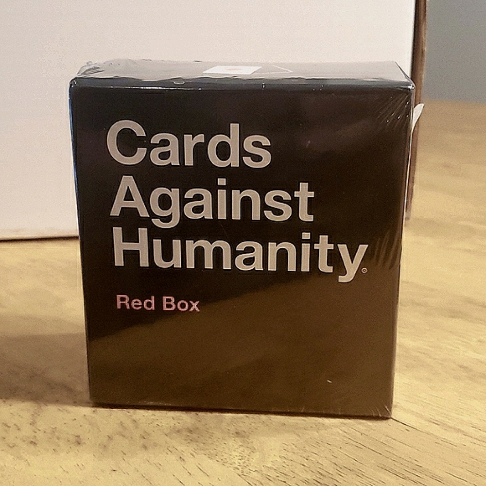 Cards Against Humanity Red Box NIP